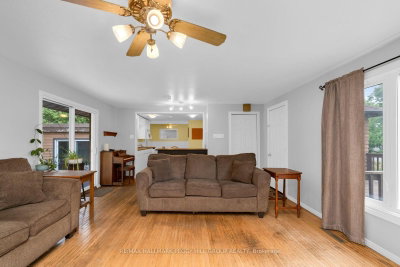 318 Percy Street • Tay, ON photo 4