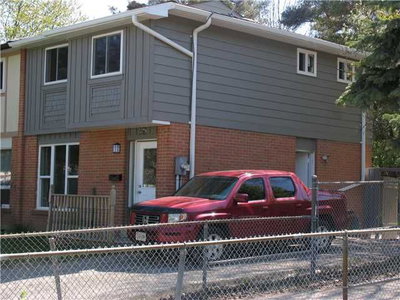 Semi-Detached House sold at 59 Chaucer Crescent, Barrie, Ontario, L4N 4T8 - Letitia Heights - MLS: S1403895