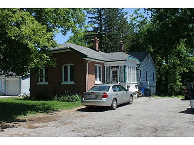 Detached House sold at 115 Clapperton Street, Barrie, Ontario, L4M 3G3 - Wellington - MLS: S1405061
