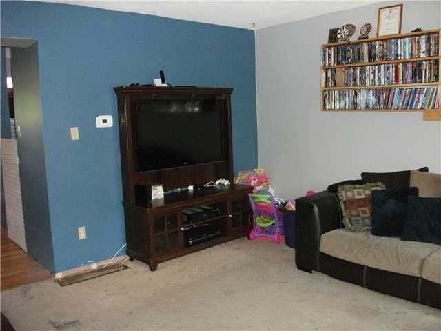 L10 - 63 Ferris Lane, Barrie, L4M 5C4 | Image 3