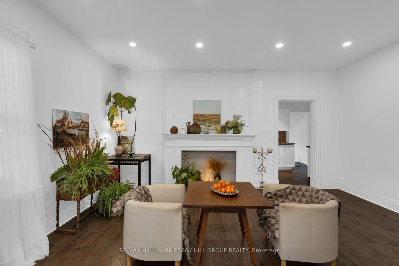 11 Frances Street photo 5
