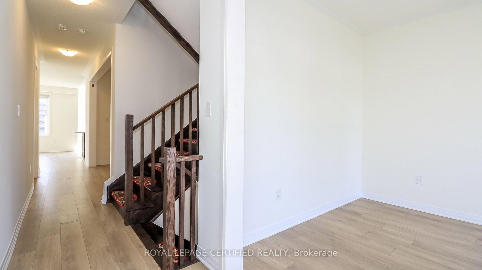 62 Sagewood Avenue photo 5