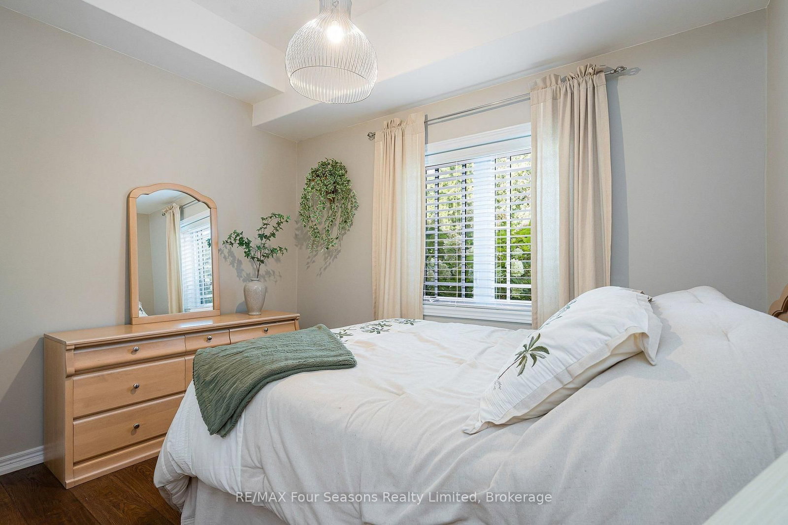 1 CHAMBERLAIN Crescent • #109 • Collingwood, ON photo 17