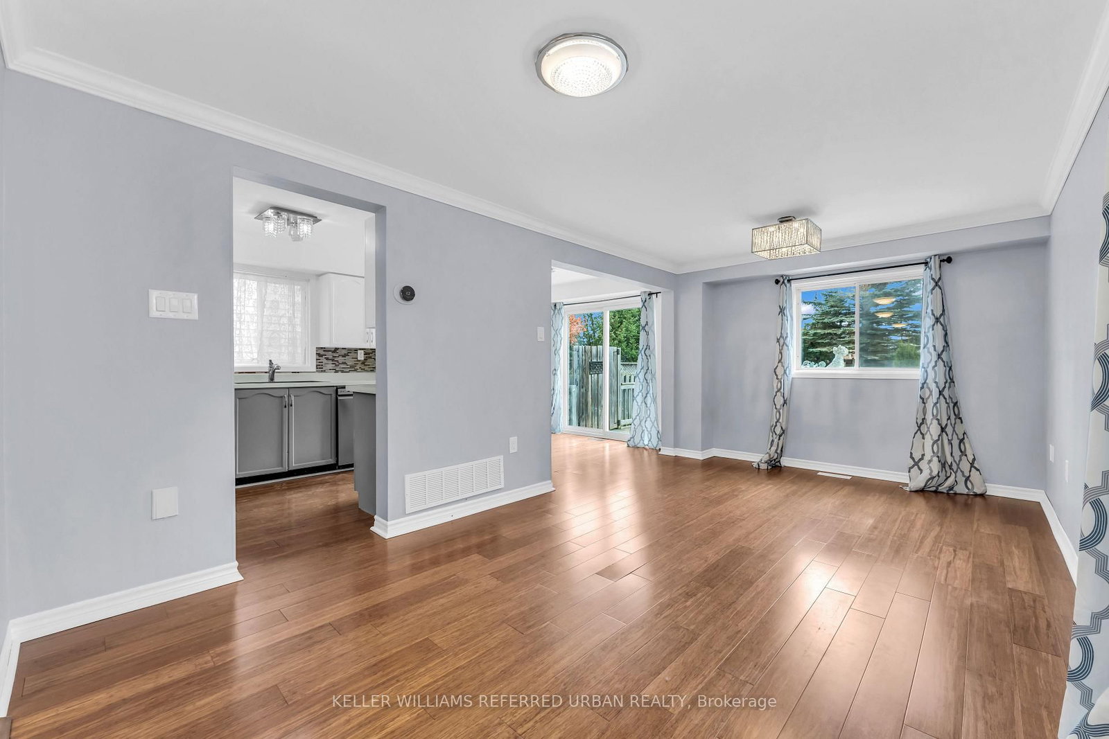 94 Laidlaw Drive photo 6