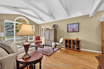 16 Brule Street • Penetanguishene, ON photo 7