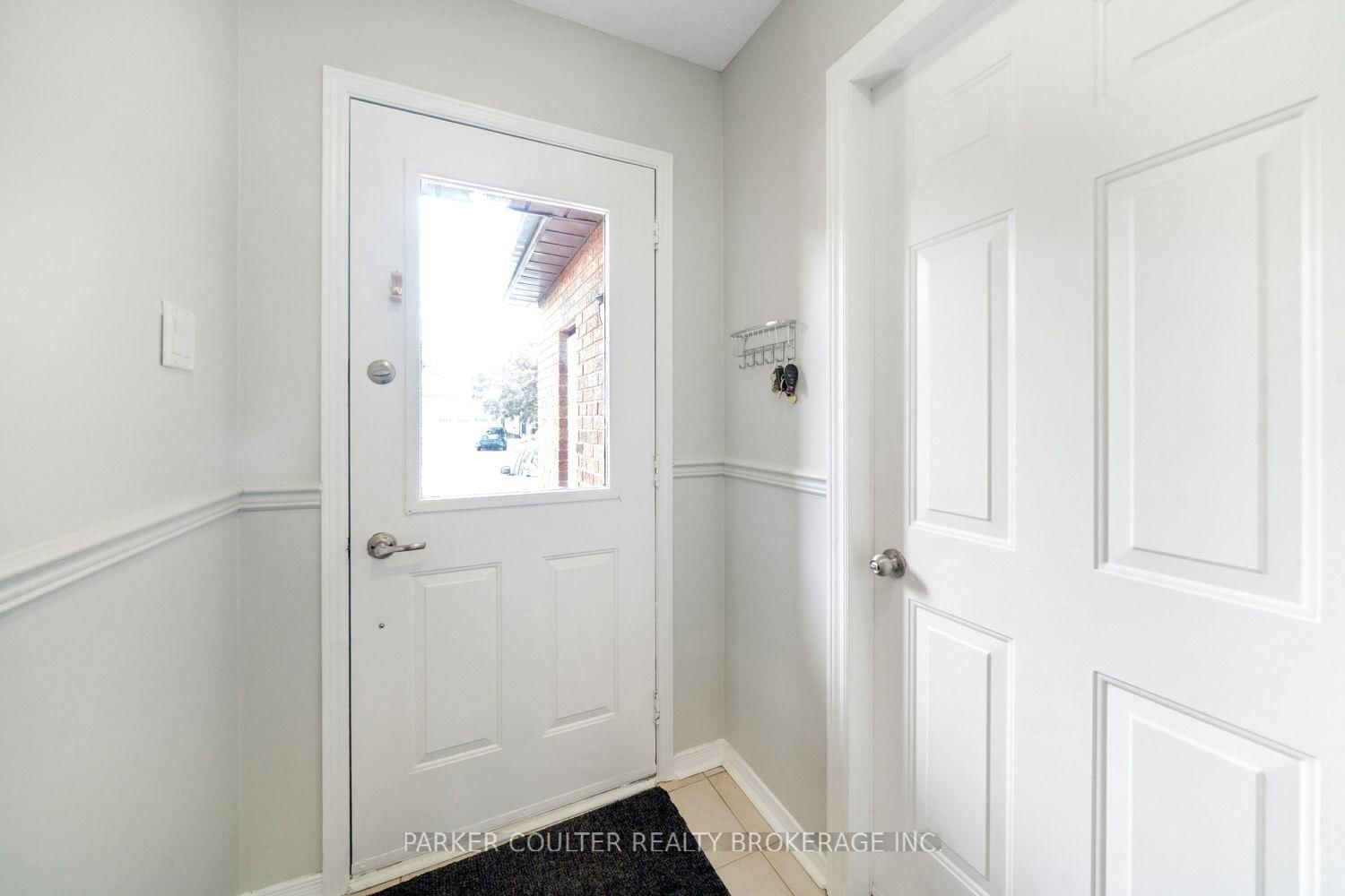 24 Hopkins Road photo 6