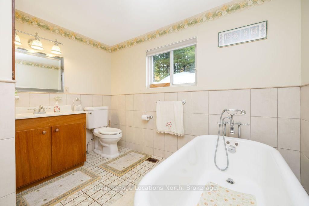 1000 Lawson Road • Tiny, ON photo 28