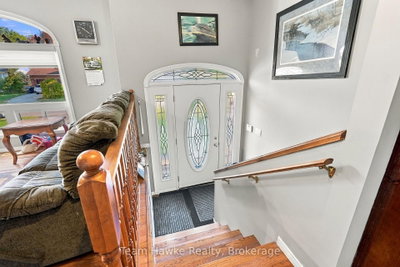 464 West Street W • Tay, ON photo 7
