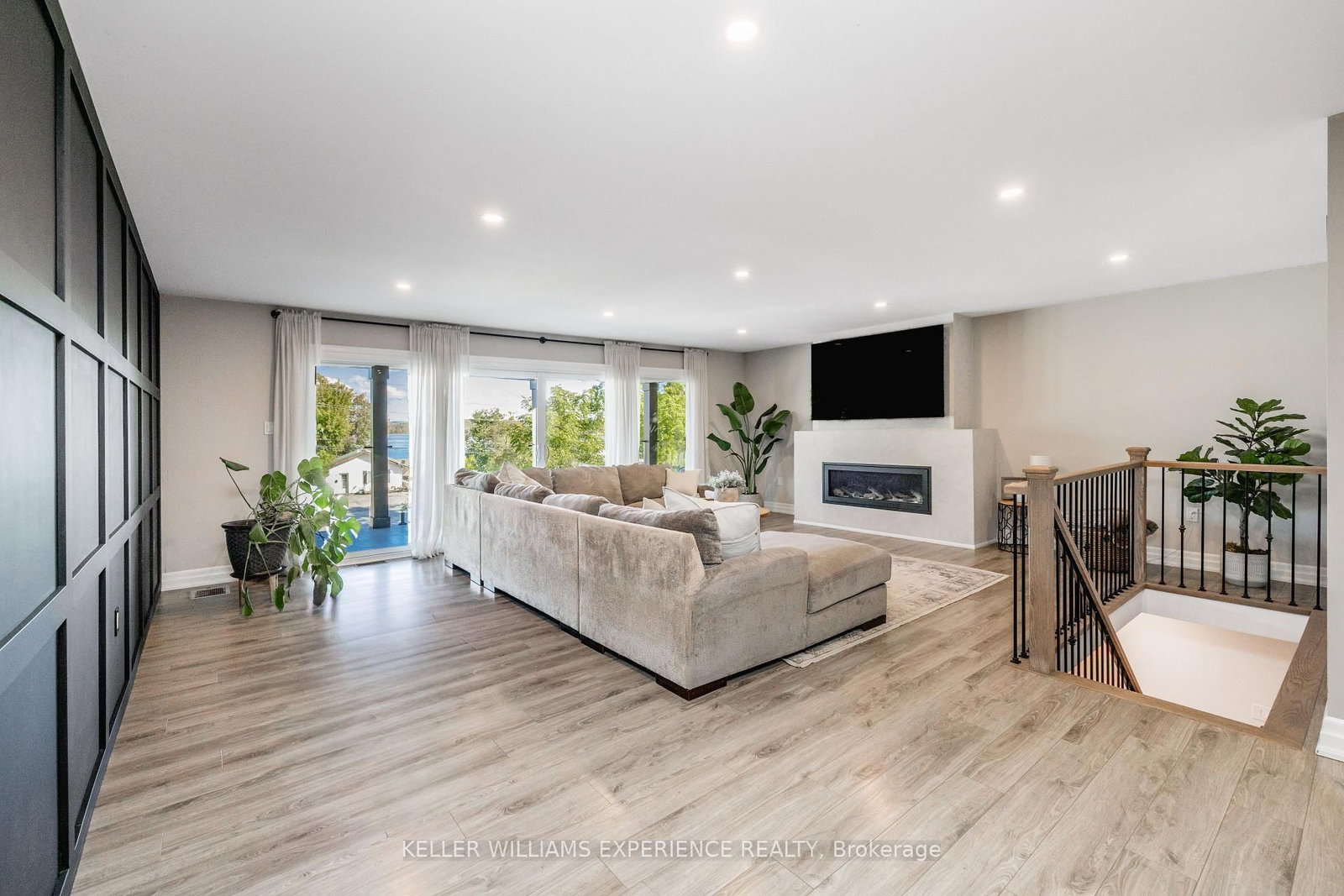 41 Little Lake Drive • Barrie, ON photo 15