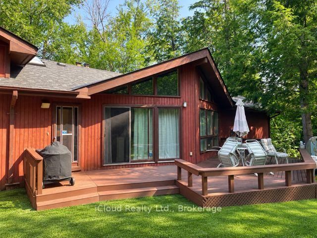 24 Montcalm Crescent • Tiny, ON photo 35