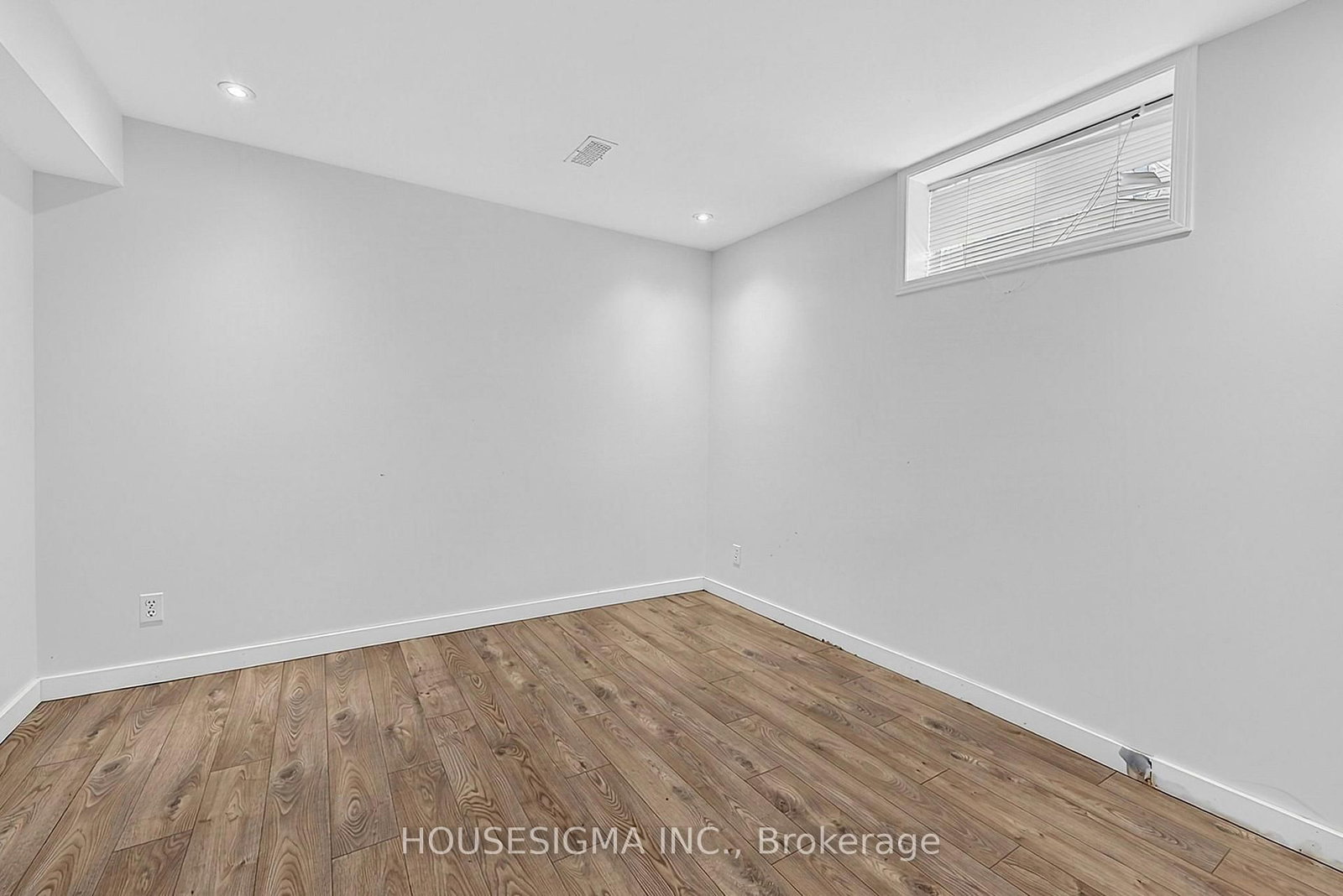 239 Warnica Road • Barrie, ON photo 23