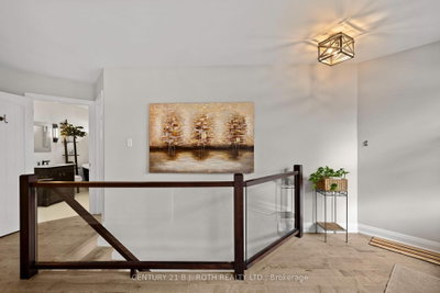 61 Orwell Crescent • Barrie, ON photo 4