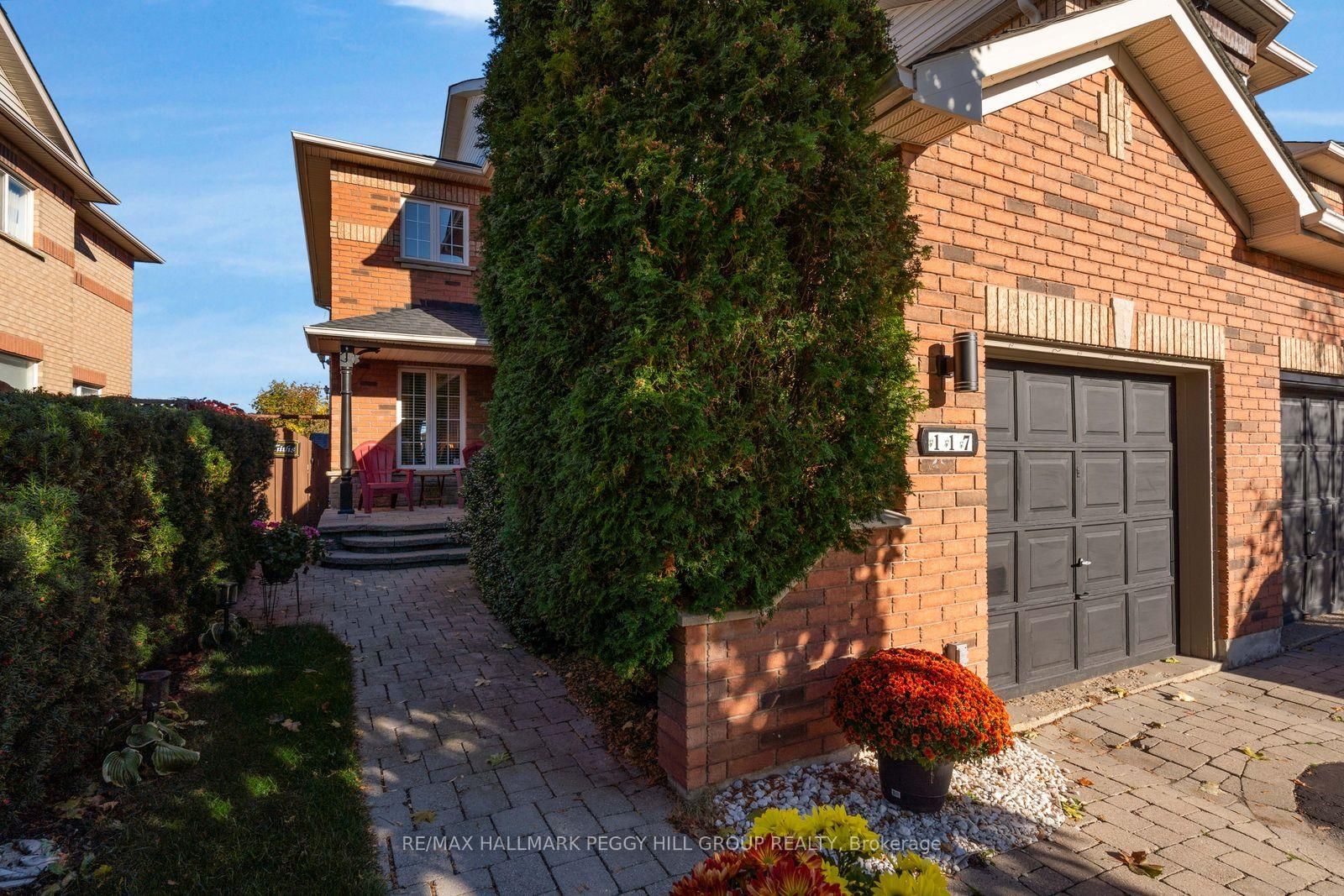 117 Gadwall Avenue • Barrie, ON photo 1