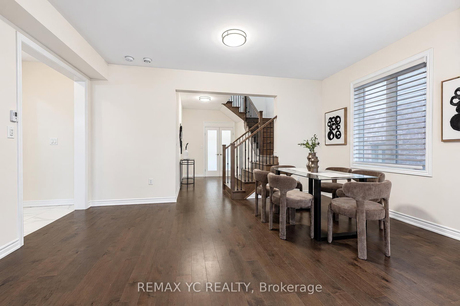 126 Durham Avenue photo 6