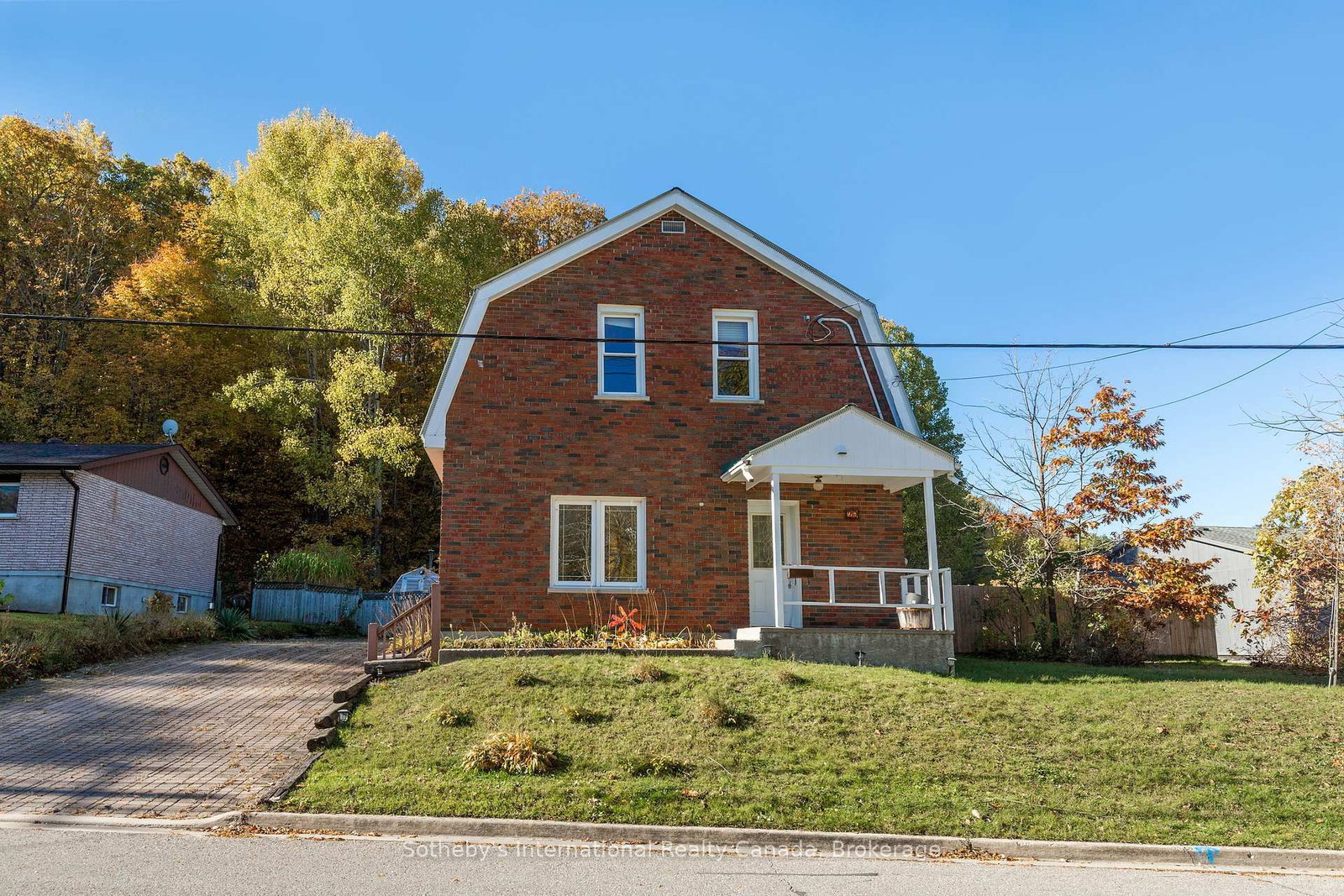 20 Ludlow Street • Midland, ON photo 13