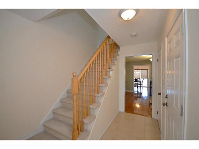 215 Banting Cres, Essa, L0M 1B6 | Image 2