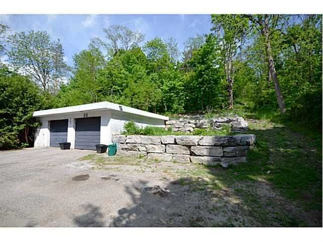 98 Blake St, Barrie, L4M 1J9 | Image 3