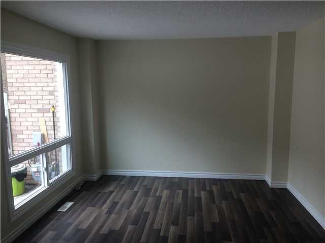 32 - 52 Adelaide St, Barrie, L4N 3T5 | Image 2