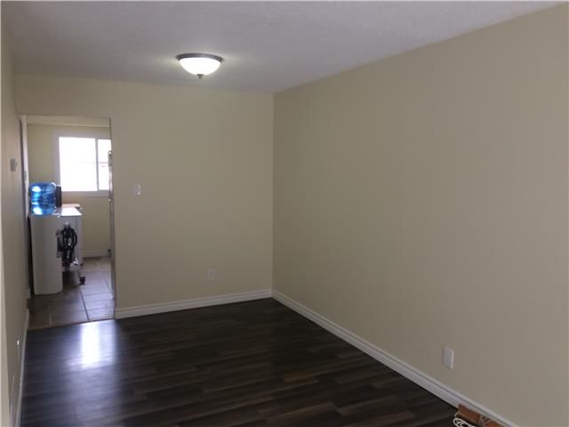 32 - 52 Adelaide St, Barrie, L4N 3T5 | Image 3