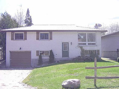 Detached House sold at 11 Harriet Street, Severn, Ontario, L0K 1E0 - Coldwater - MLS: S1603701