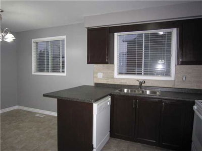 36 Porritt St, Barrie - Ardagh image-0-3