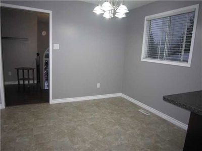 36 Porritt St, Barrie - Ardagh image-0-4