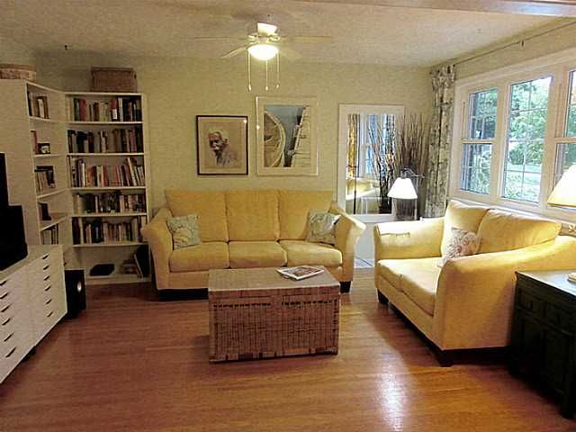 18 Newton St, Barrie, L4M 3N3 | Image 2