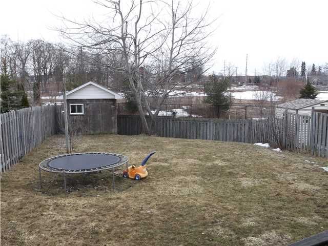 87 Wessenger Dr, Barrie, L4N 8P8 | Image 3