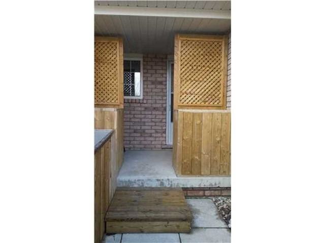 12 Sunset Pl, Barrie, L9W2G9 | Image 2