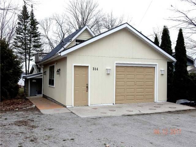 314 Robins Point Rd, Tay, L0K 2A0 | Image 2