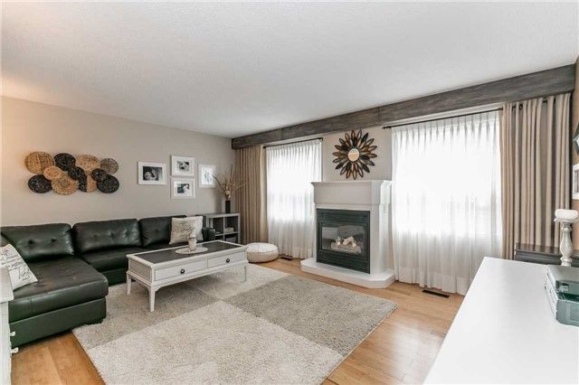 8 - 237 Steel St, Barrie, L4M2H1 | Image 2