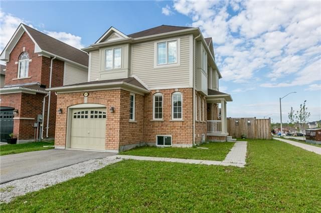 147 Sun King Cres, Barrie, L4M0E4 | Image 3
