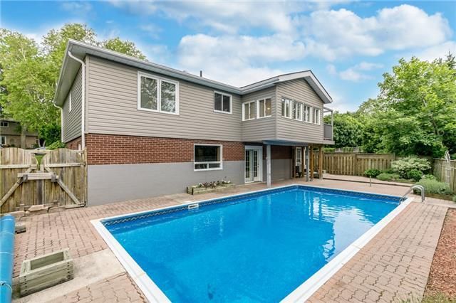 28 Jane Cres, Barrie, L4N3T8 | Image 2