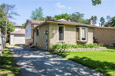 Detached House sold at 16 Austen Lane, Barrie, Ontario, L4N4V1 - Letitia Heights - MLS: S3854161