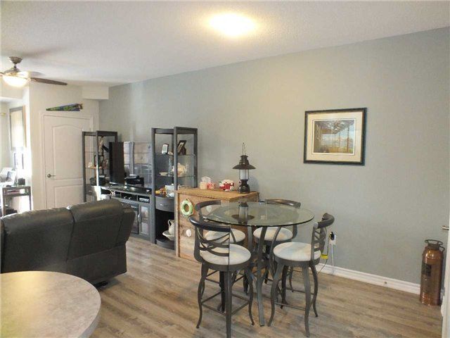 303 - 40 Ferndale Dr S, Barrie, L4N 2L3 | Image 2