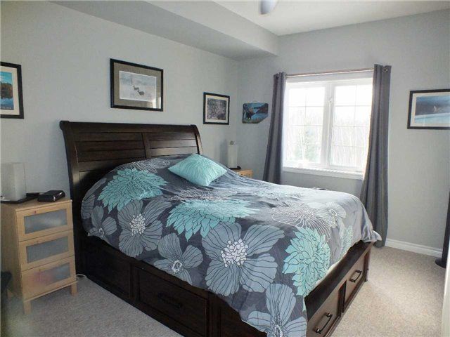 303 - 40 Ferndale Dr S, Barrie, L4N 2L3 | Image 3