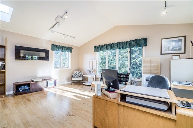 238 Robins Point Rd, Tay, L0K 2A0 | Image 2