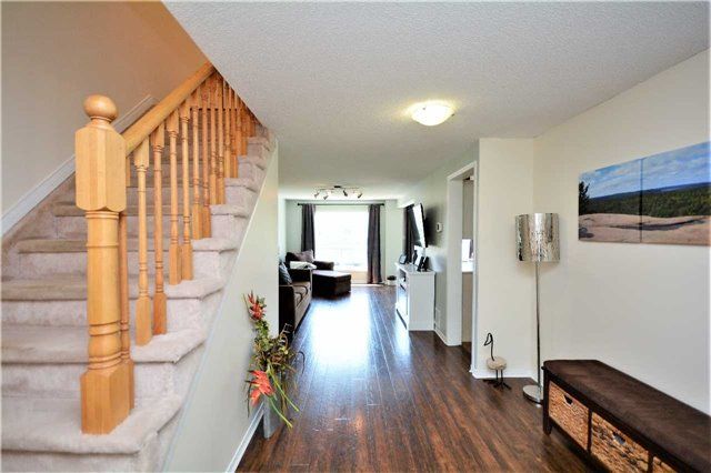 70 Weymouth Rd, Barrie, L4M6R7 | Image 3