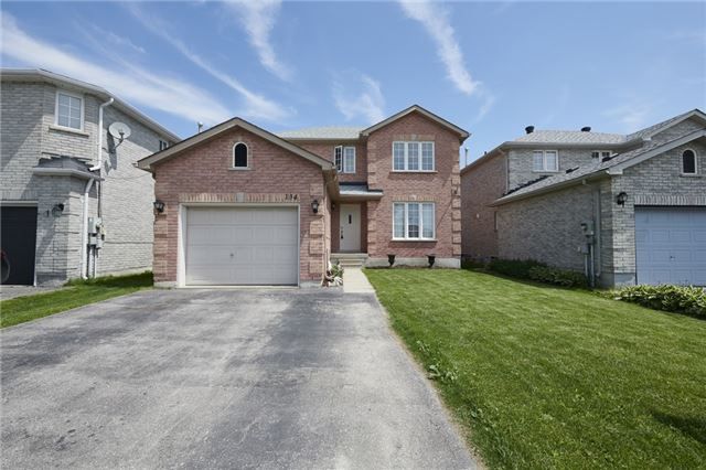 134 Dean Ave, Barrie, L4N0V6 | Image 2