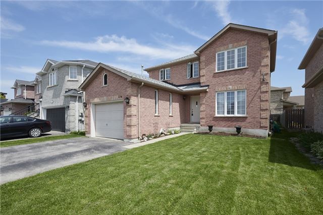 134 Dean Ave, Barrie, L4N0V6 | Image 3