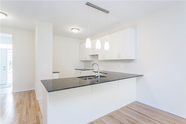 3318 Summerhill Way, Severn, L3V 0E1 | Image 3