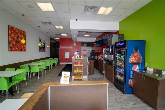 642 Yonge St, Barrie, L4N4E6 | Image 2