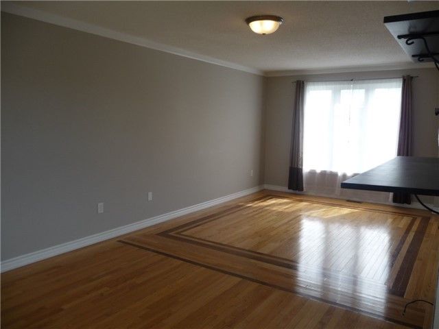 134 Dean Ave, Barrie, L4N0V6 | Image 3