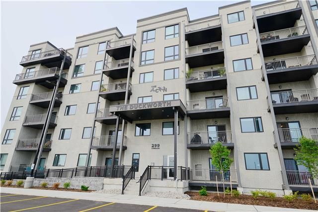 102 - 299 Cundles Rd E, Barrie, L4M 4S5 | Image 2