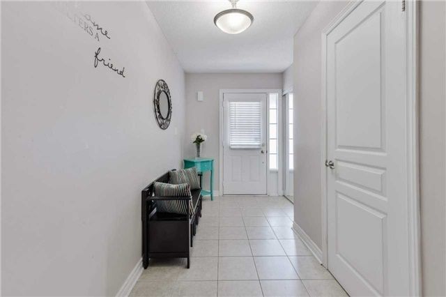 75 Winchester Terr, Barrie, L4M0C8 | Image 2