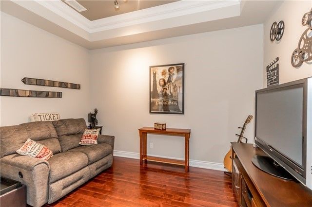 Ph09 - 37 Ellen St, Barrie, L4N 6G2 | Image 3