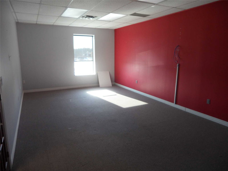 #208 - 331 Bayfield St, Barrie, L4M3C2 | Image 3