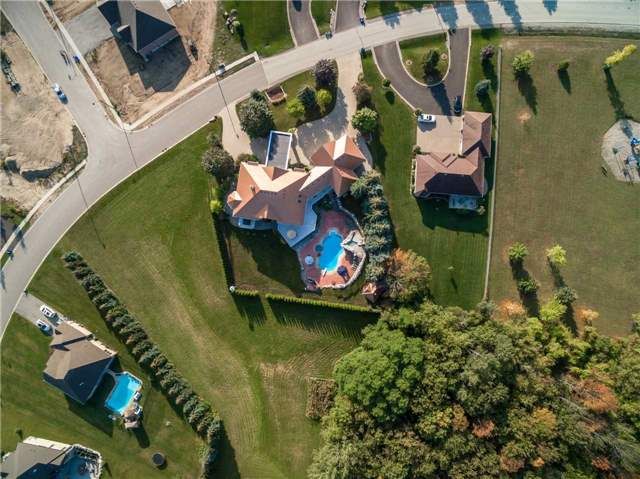 57 Glenhuron Dr, Springwater, L9X 0V4 | Image 2