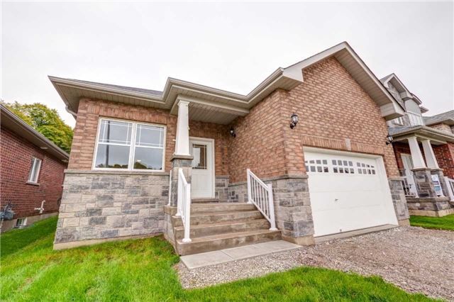 2997 Stone Ridge Blvd, Orillia, L3V6H2 | Image 2