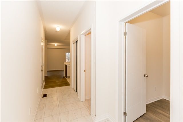 17 Bedford Estates Cres, Barrie, L4N 9K5 | Image 3